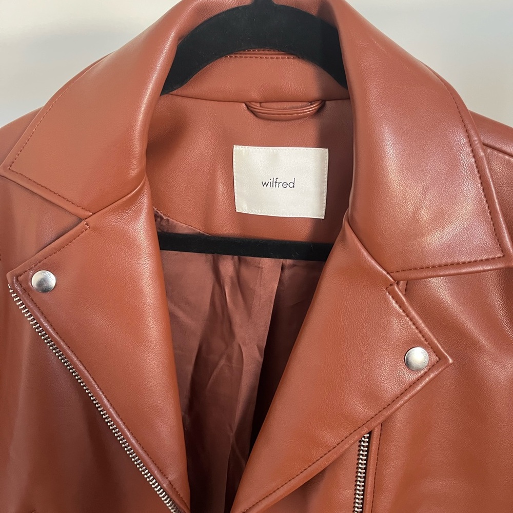 Aritzia Wilfred Stunner Jacket Vegan Leather Biker Jacket - Picture 4 of 4